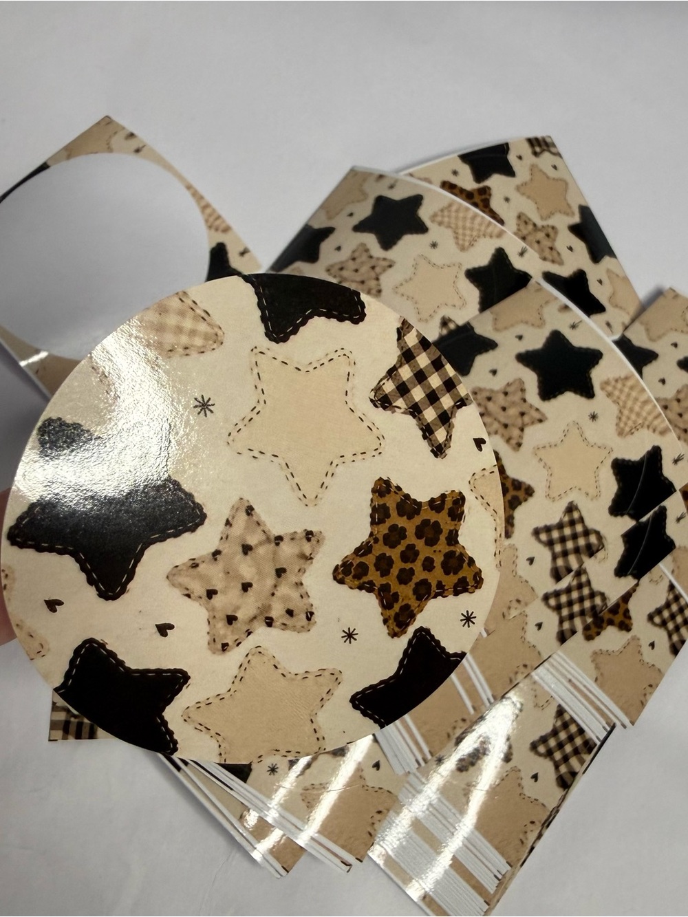 Set of 50 Star Print Round Vinyl Stickers